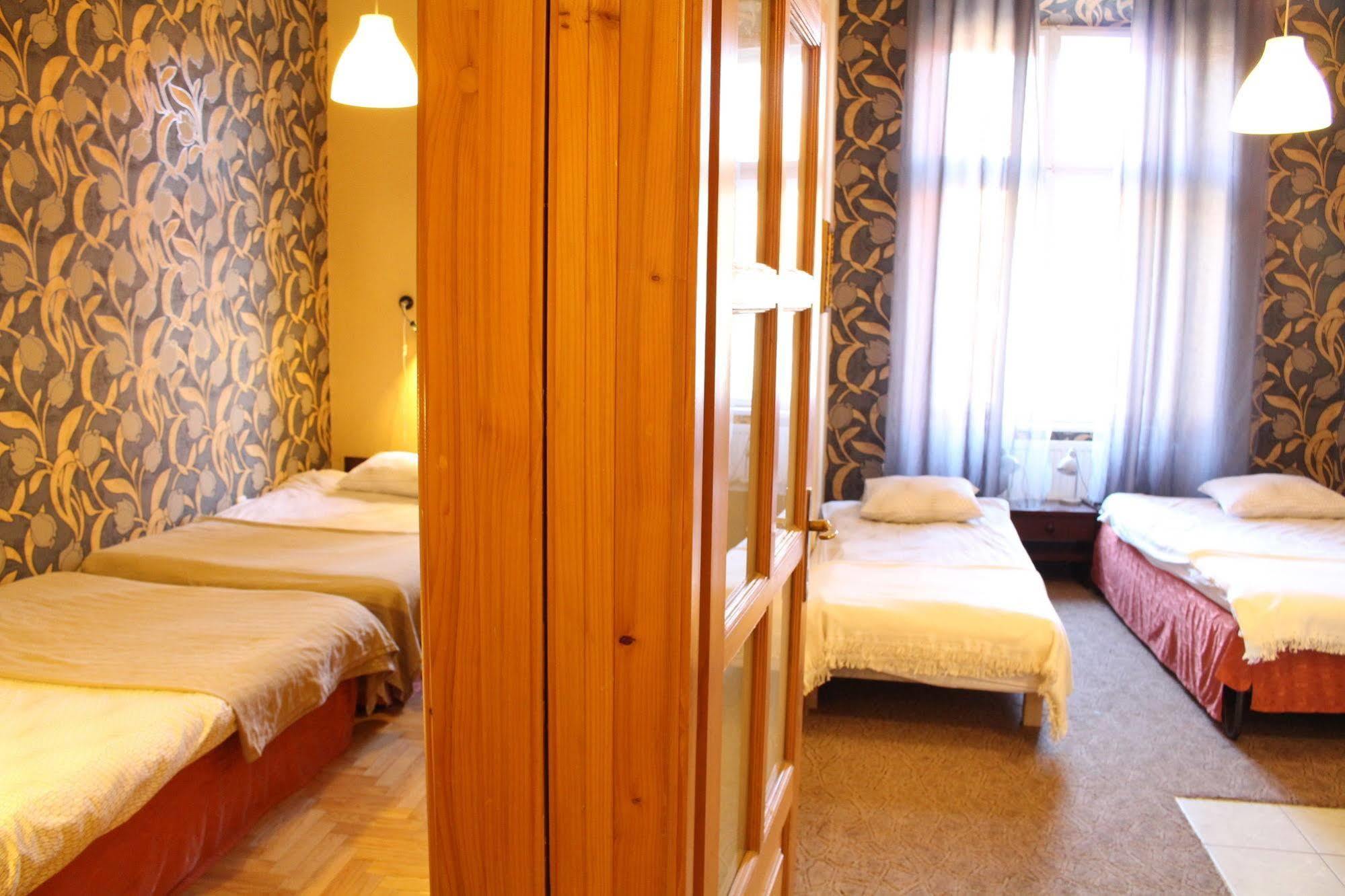 Cracow Old Town Guest House Krakow Luaran gambar